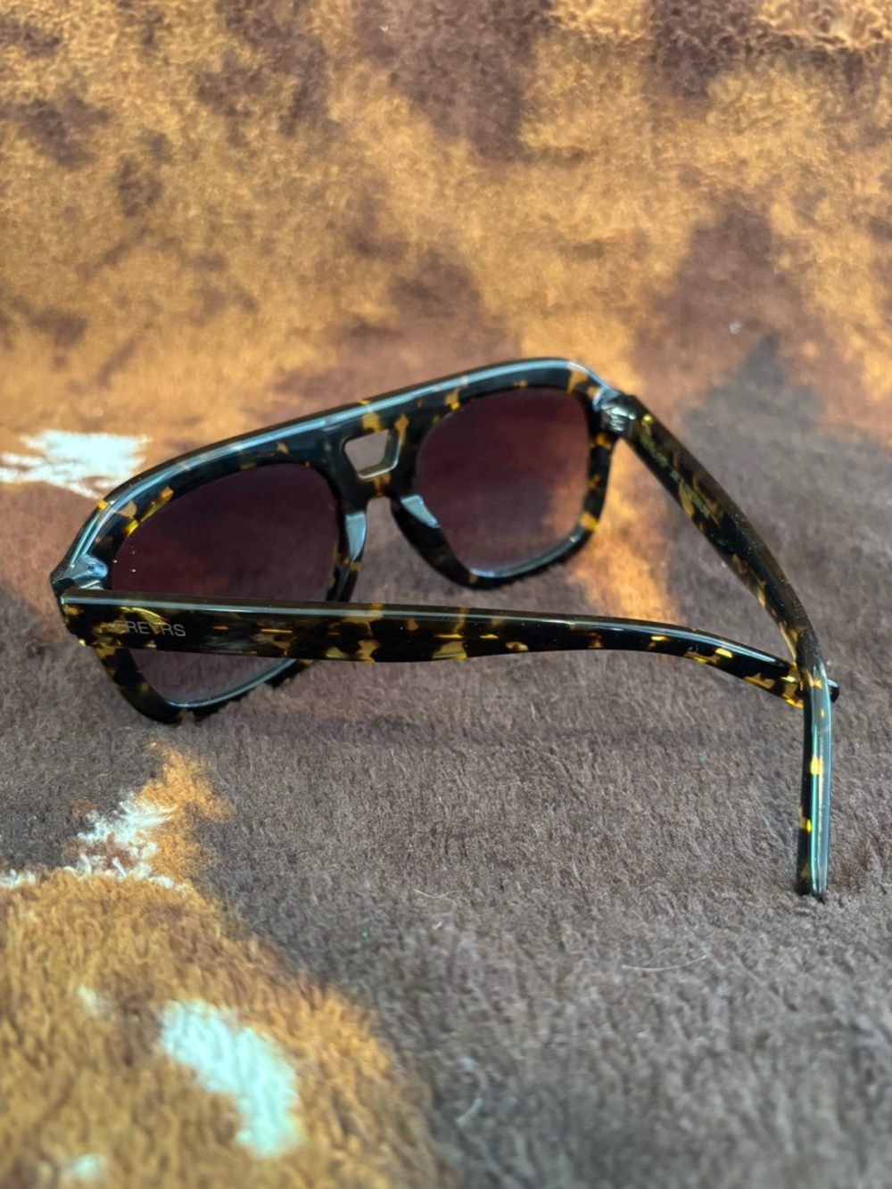Freyers Tortoiseshell Women’s Sunglasses with Gradient Lenses